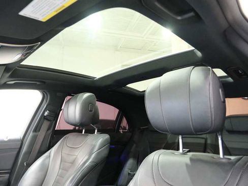 Used 2016 Mercedes-Benz S 550 Sedan image 39