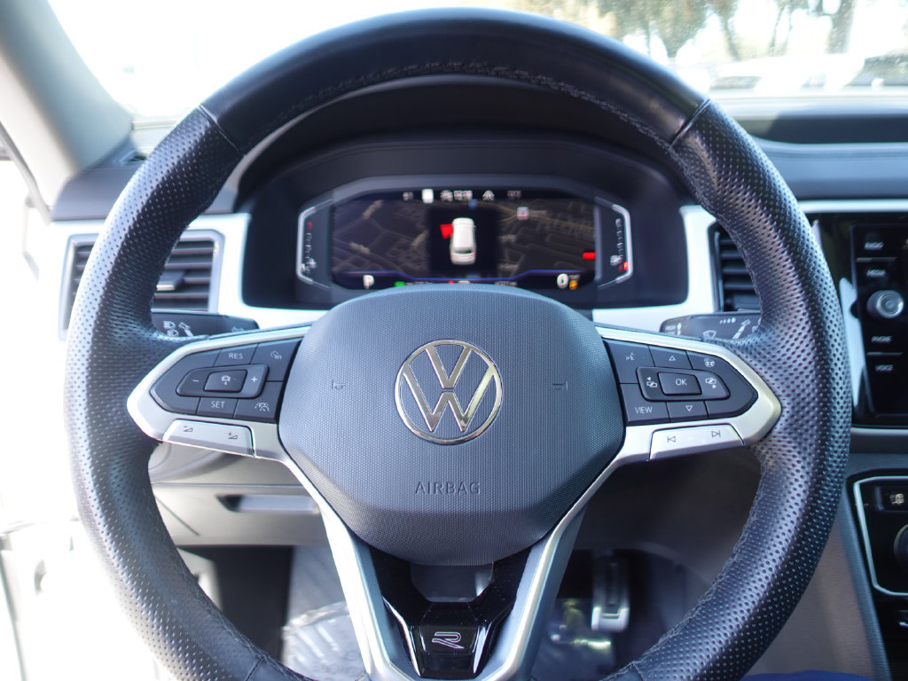Used 2022 Volkswagen Atlas SEL Premium AWD/4WD image 12