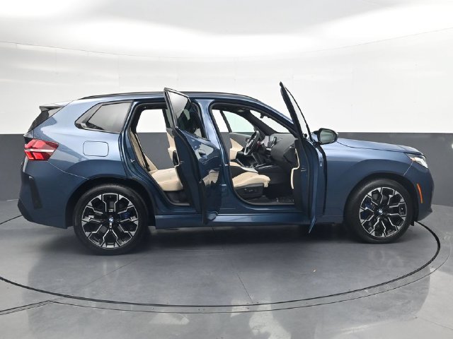Used 2025 BMW X3 M50 w/ Premium Package AWD/4WD image 37