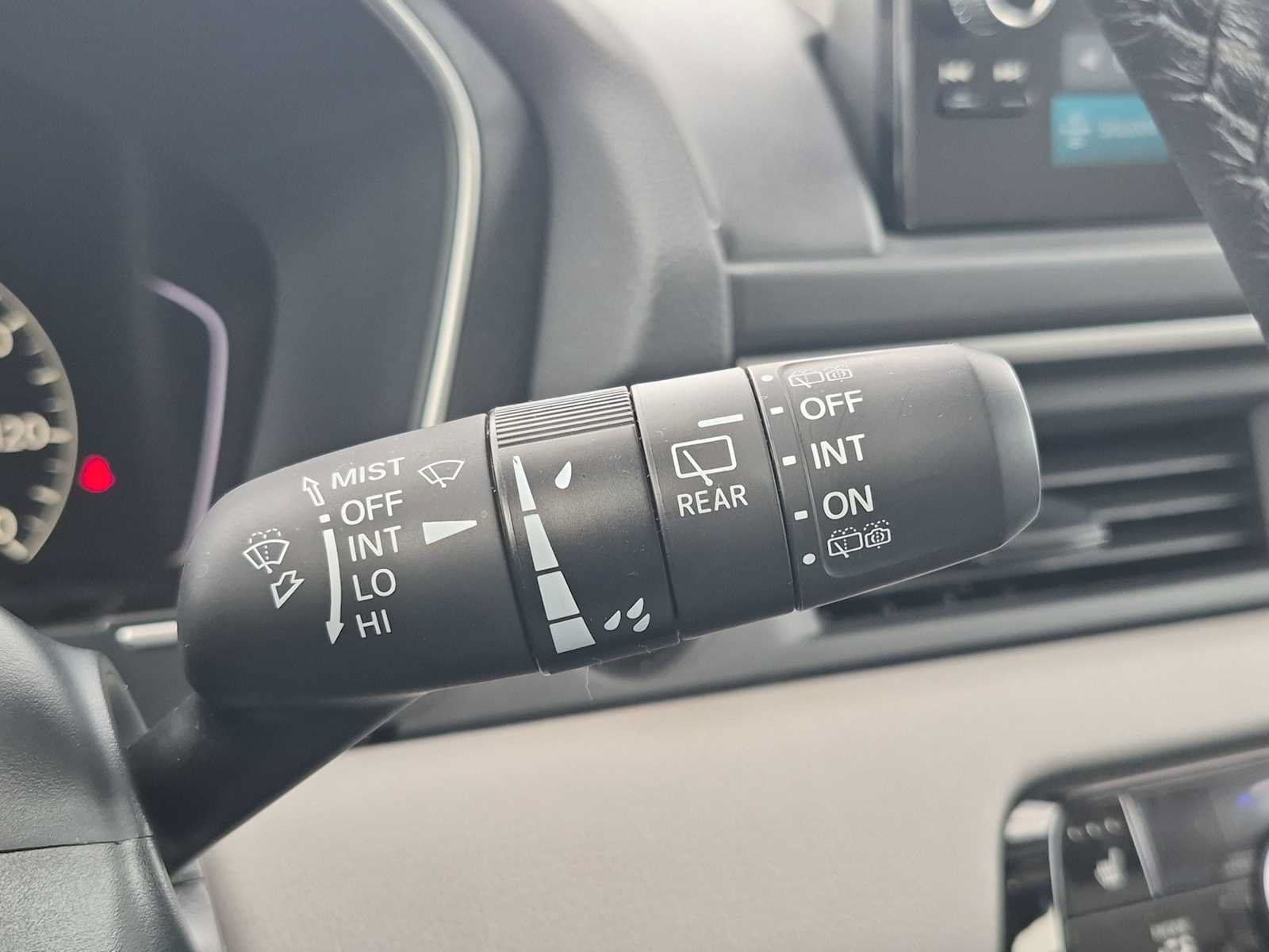 Certified 2025 Honda Pilot Touring image 26