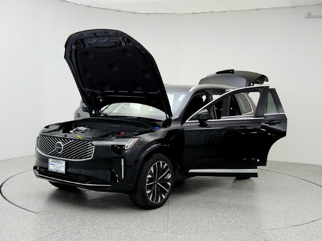 New 2026 Volvo XC90 B6 Plus w/ Protection Package Premier AWD/4WD image 9