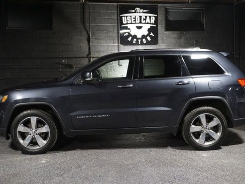 Used 2014 Jeep Grand Cherokee Limited w/ Trailer Tow Group IV AWD/4WD image 2