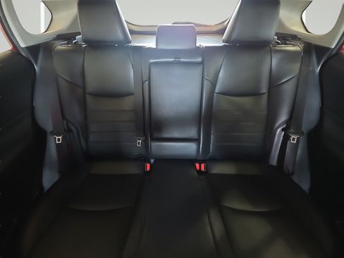 Used 2021 Toyota RAV4 XLE Premium AWD/4WD image 27