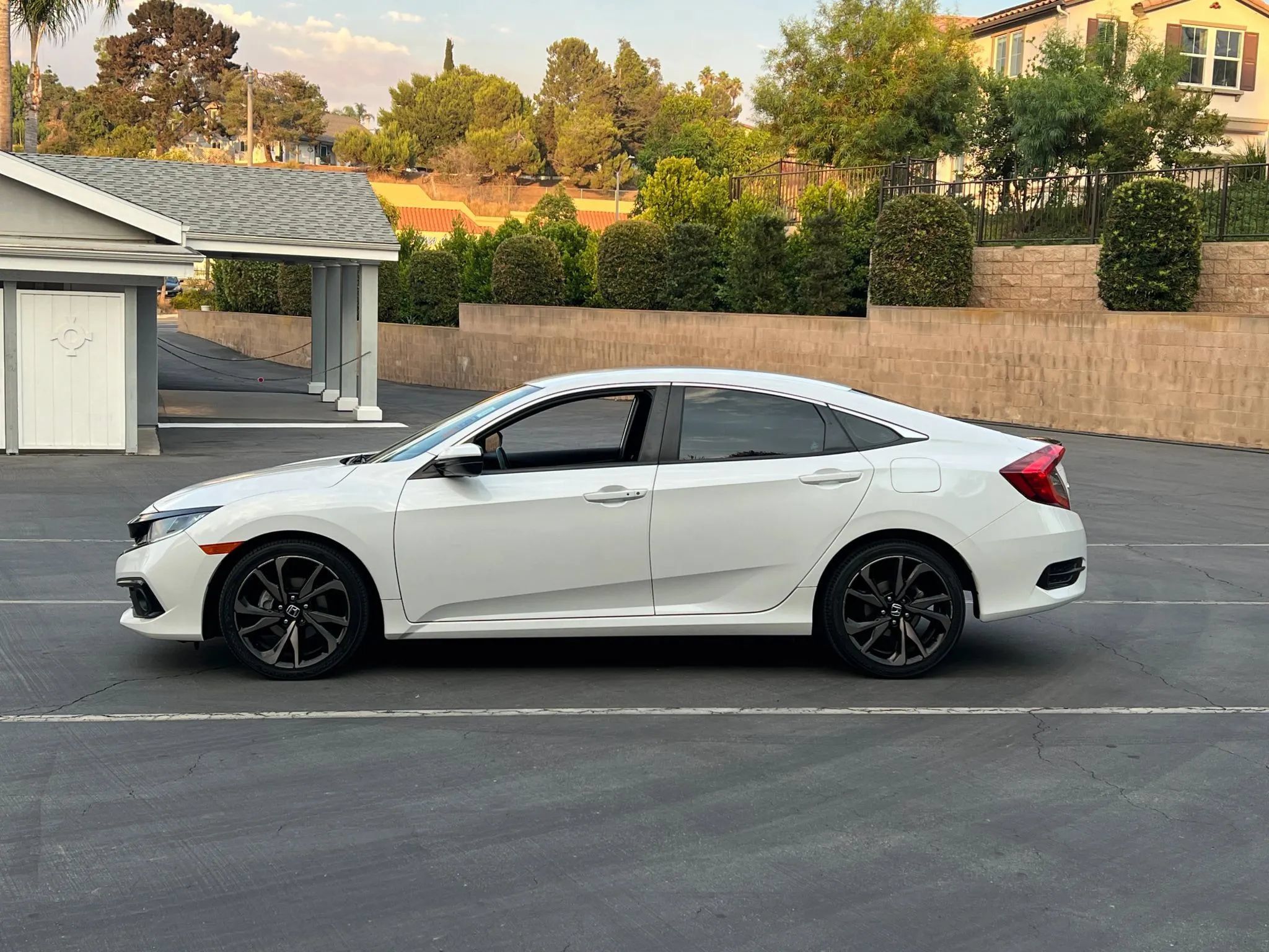 Used 2020 Honda Civic Sport image 6
