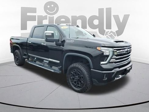 Used 2024 Chevrolet Silverado 3500 High Country w/ High Country Premium Package AWD/4WD image 7