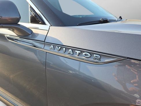 Used 2021 Lincoln Aviator Reserve w/ Equipment Group 208A RWD image 48
