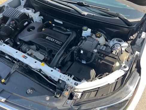 Used 2019 Chevrolet Equinox LT AWD/4WD image 40
