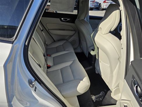 New 2025 Volvo XC60 T8 Plus w/ Protection Package Premier image 18