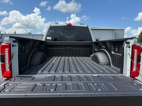 New 2026 Ford F250 XLT w/ XLT Premium Package AWD/4WD image 17