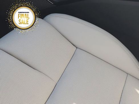 New 2025 Lincoln Navigator Reserve image 25