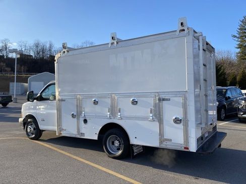 Used 2021 Chevrolet Express 3500 w/ Power Convenience Package image 3