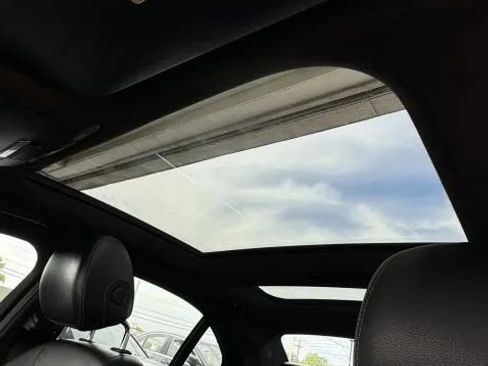 Used 2015 Mercedes-Benz C 300 4MATIC Sedan image 27