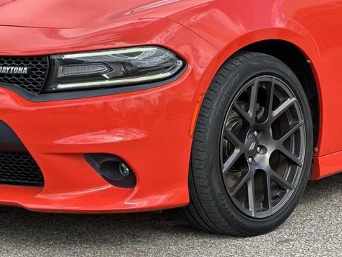 Used 2018 Dodge Charger R/T RWD image 7