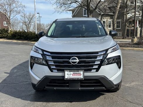 Certified 2025 Nissan Rogue S image 2