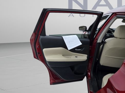 Used 2022 Nissan Murano Platinum w/ Cargo Package FWD image 18