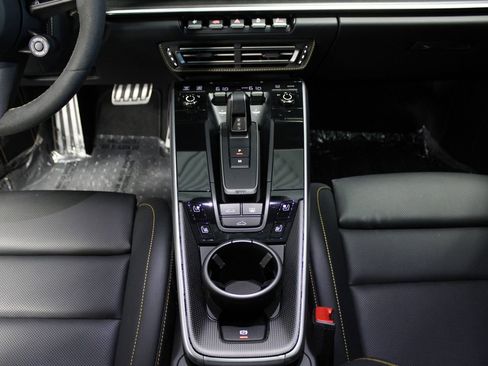 Used 2025 Porsche 911 Turbo S image 38