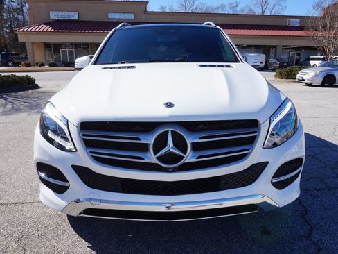 Used 2018 Mercedes-Benz GLE 350 4MATIC image 4