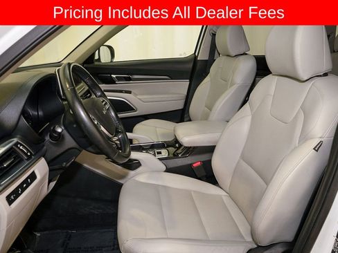 Used 2022 Kia Telluride S AWD/4WD image 12