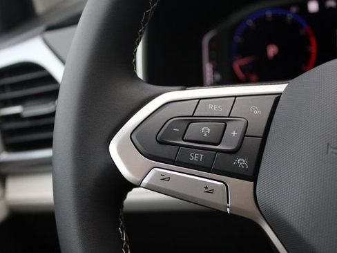 New 2025 Volkswagen Taos SEL AWD/4WD image 11
