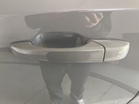 Used 2023 Dodge Durango R/T w/ Hemi Orange Plus Package image 42