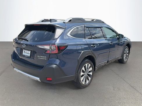 Used 2025 Subaru Outback Touring XT AWD/4WD image 4