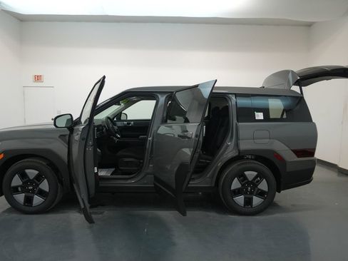 New 2026 Hyundai Santa Fe SE image 28