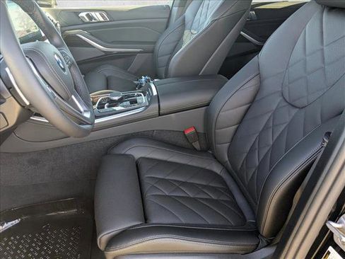 New 2026 BMW X5 xDrive50e w/ Premium Package image 4