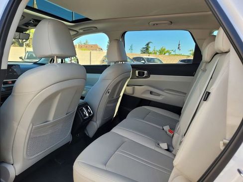 New 2026 Kia Sorento S FWD image 6