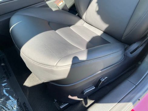 Used 2023 Tesla Model 3 Standard Range image 16