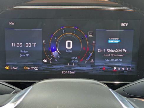 Used 2025 Chevrolet Tahoe High Country AWD/4WD image 13