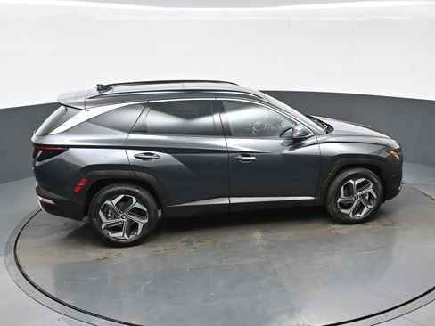 Used 2023 Hyundai Tucson Limited image 40