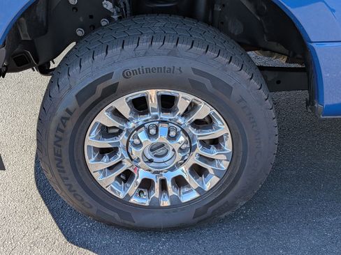 Used 2022 Ford F250 Lariat w/ Chrome Package image 9