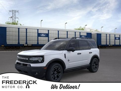 New 2026 Ford Bronco Sport Outer Banks w/ Outer Banks Tech Package+ AWD/4WD image 1