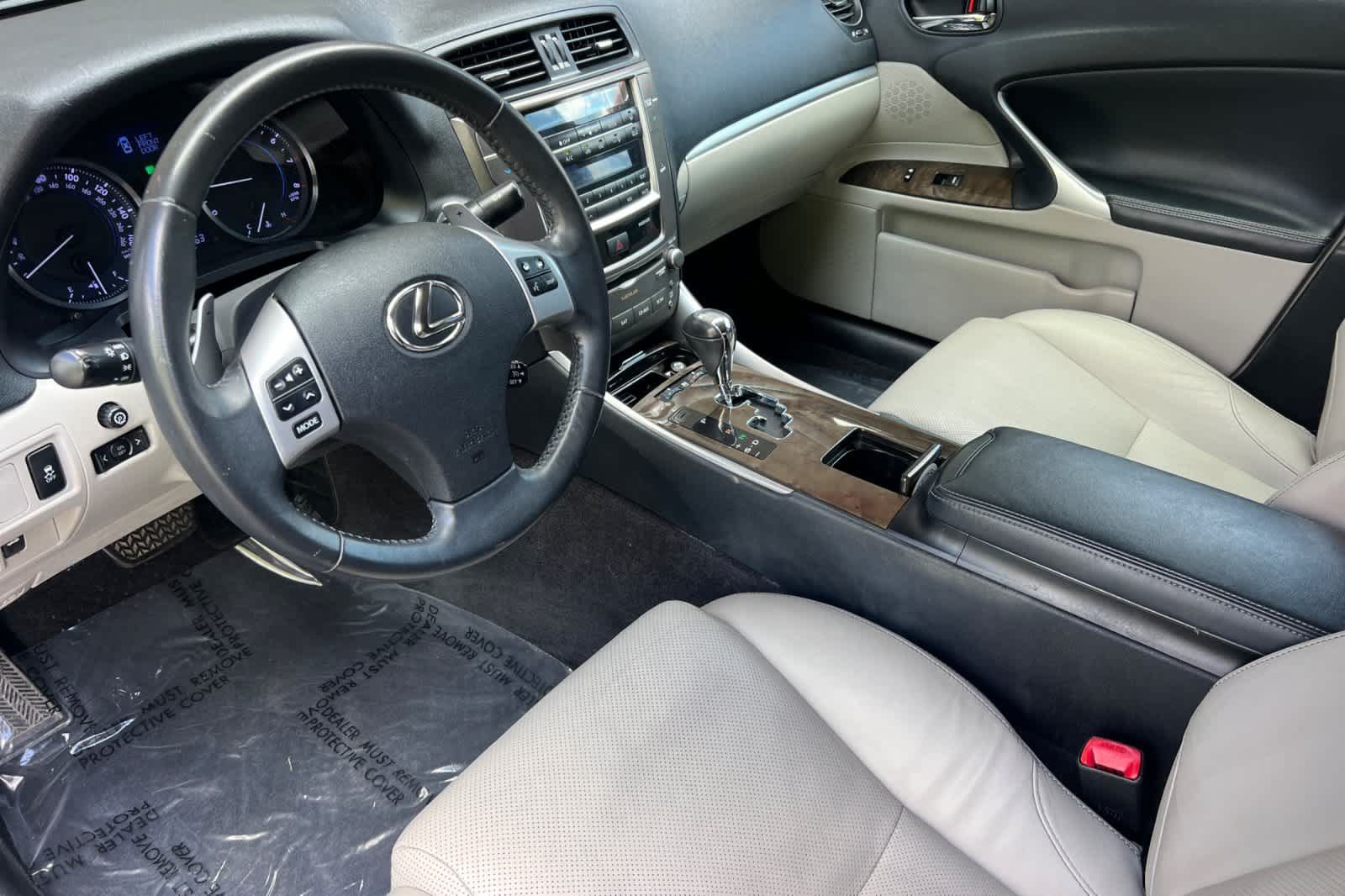 Used 2012 Lexus IS 250 w/ Premium Pkg Value Edition RWD image 11