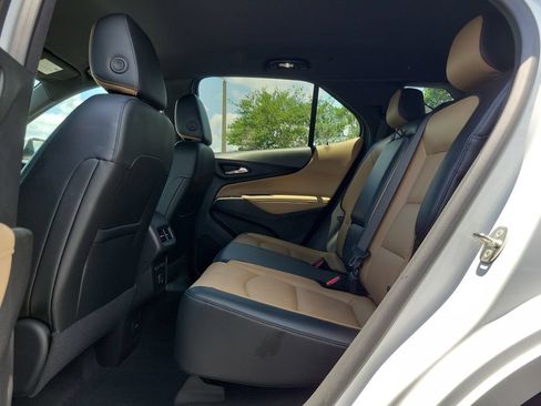 Used 2023 Chevrolet Equinox Premier FWD image 13