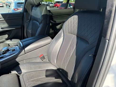 Used 2023 BMW X7 xDrive40i w/ Executive Package AWD/4WD image 17