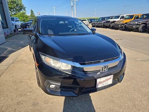Used 2018 Honda Civic EX-T image 15