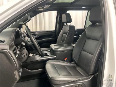 Used 2023 Chevrolet Tahoe Z71 w/ Luxury Package image 10