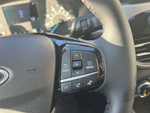 Used 2022 Ford Escape SEL image 26