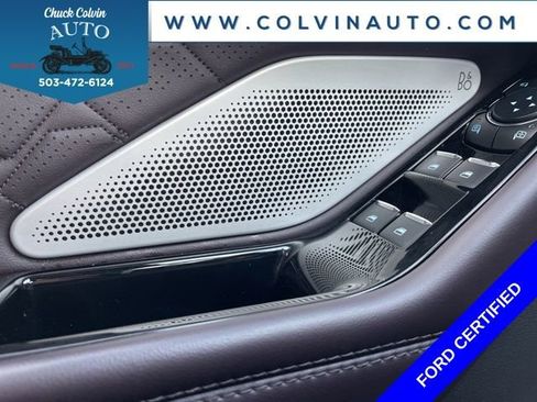 Certified 2025 Ford Explorer Platinum w/ LUX Leather Package image 36