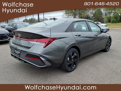 New 2026 Hyundai Elantra Sport FWD image 5