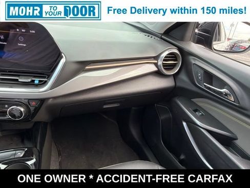 Used 2024 Chevrolet Trax ACTIV w/ Sunroof Package FWD image 31