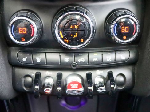 Used 2017 MINI Cooper S image 37