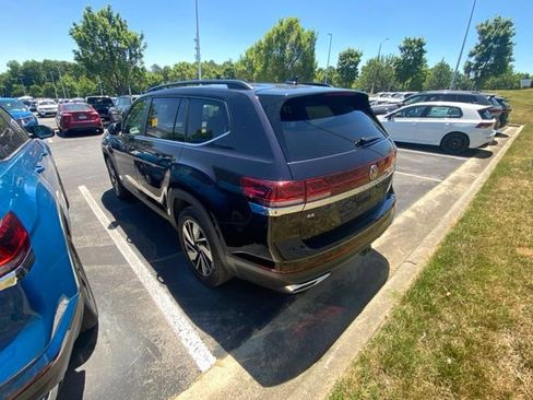 Used 2026 Volkswagen Atlas SE FWD image 10