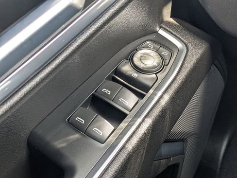 Used 2023 Chevrolet Silverado 1500 LT image 20