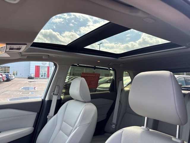 Certified 2023 Nissan Rogue SV w/ SV Premium B Package AWD/4WD image 32