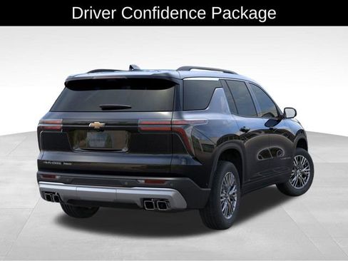 New 2025 Chevrolet Traverse LT w/ Enhanced Driving Package image 5