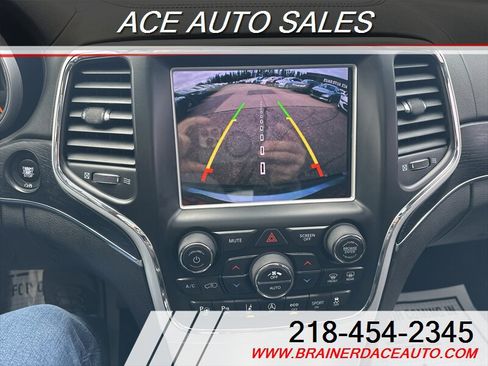 Used 2018 Jeep Grand Cherokee Summit image 14