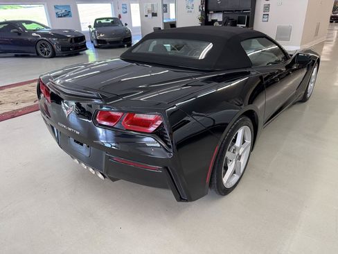 Used 2014 Chevrolet Corvette Stingray Convertible w/ Battery Protection Package RWD image 5