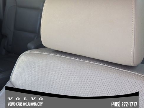 Used 2015 GMC Yukon XL SLT w/ Open Road Package image 12